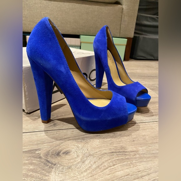 Brand new ALDO heels - Picture 1 of 5